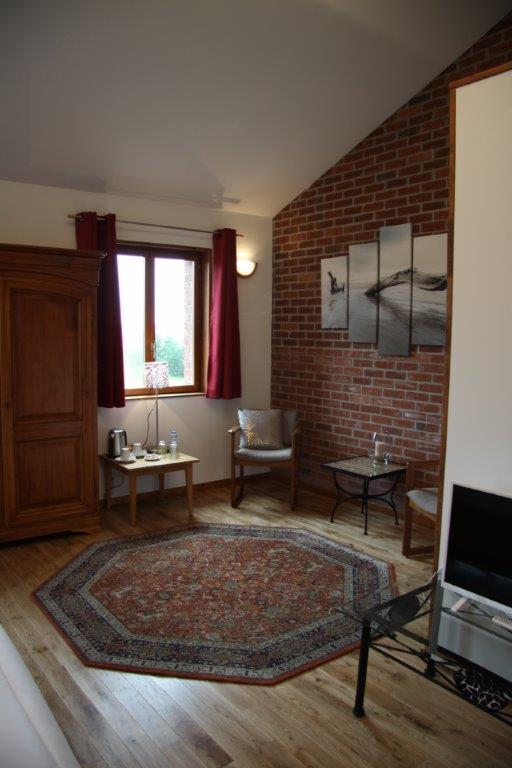Hotel Les Charmilles De Mormal Landrecies Buitenkant foto